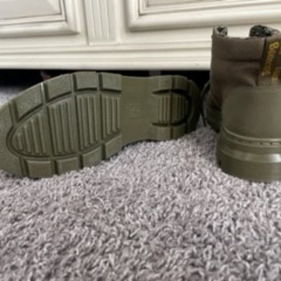 New Dr. Martens Olive Green Bonny II Chukka Ankle Combat - Picture 2 of 4